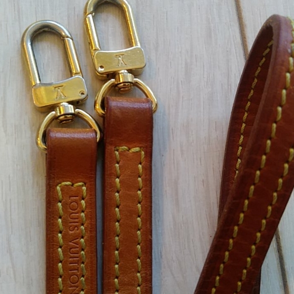 Louis Vuitton Handbags - ***SOLD***LOUIS VUITTON~CROSSBODY STRAP~NICE PATINA